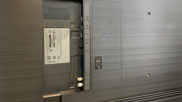 تلویزیون سامسونگ 55BU8000 ساخت 2022