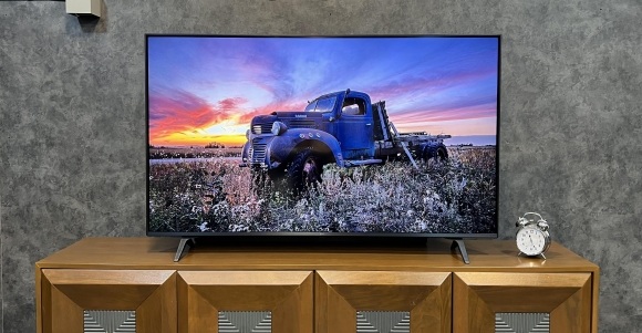 تلویزیون ال جی 55UR8000 ساخت سال 2023