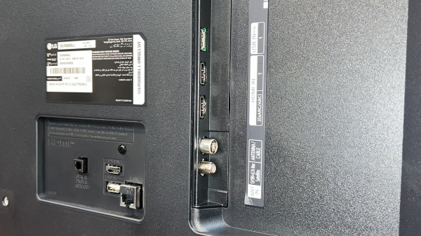 تلویزیون ال جی 55UR8000 ساخت سال 2023